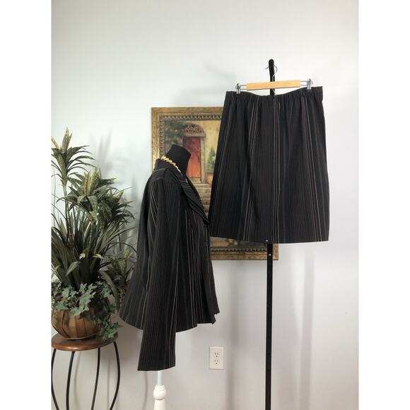 Romana Studio Women 2PC Skirt Suit 16 Long Sleeve Clueless Preppy Black 4 Button - Picture 6 of 13